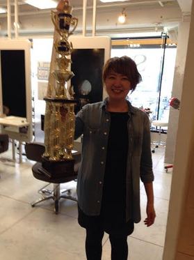 大岩さんトロフィ.jpg